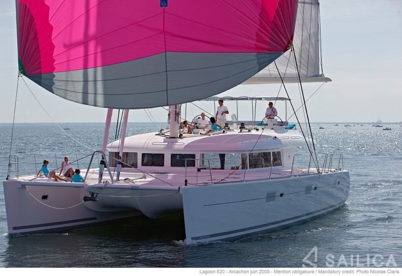 Lagoon 620 - Yacht Charter Sailica