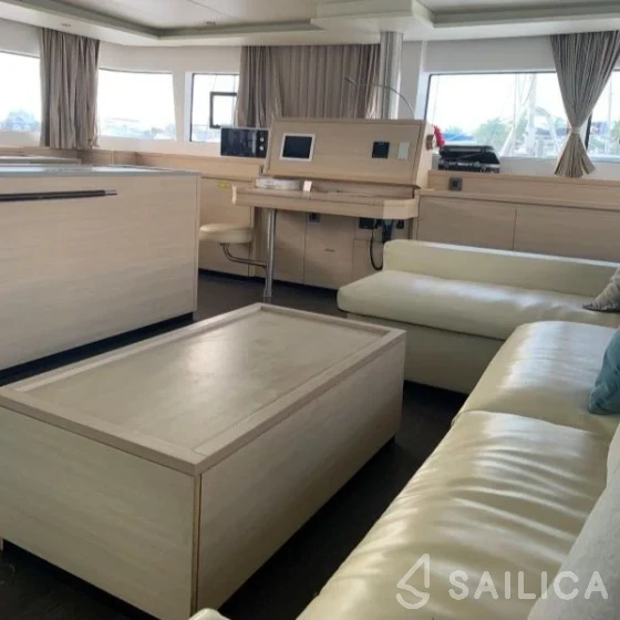 Lagoon 620 - Yacht Charter Sailica