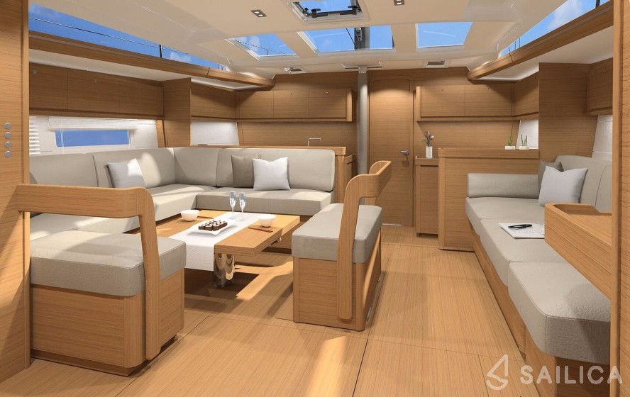 Dufour 520 GL - Yacht Charter Sailica