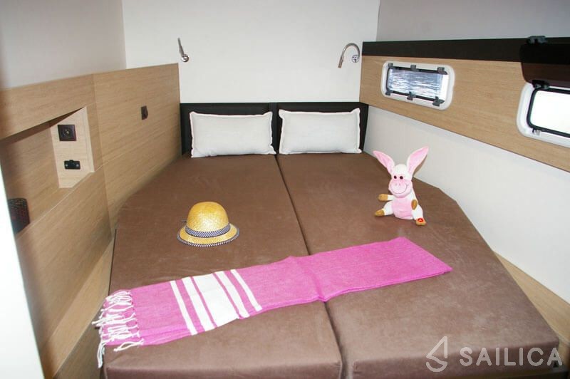 Bali 4.5 - Yacht Charter Sailica