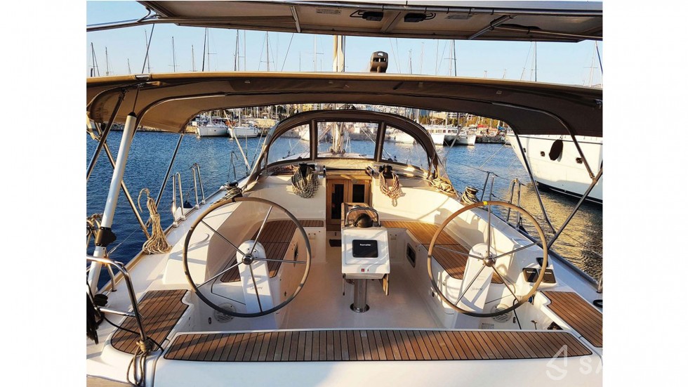 Bavaria 46 Cruiser - Yacht Charter Sailica