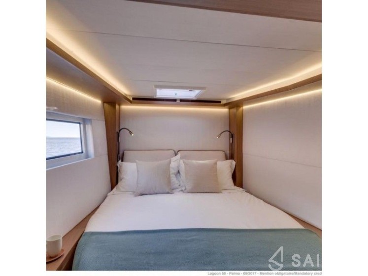 Lagoon 50 - Yacht Charter Sailica