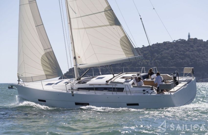 Dufour 430 Grand Large - Yacht Charter Sailica