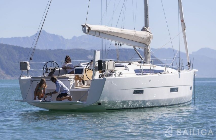 Dufour 430 Grand Large - Yacht Charter Sailica
