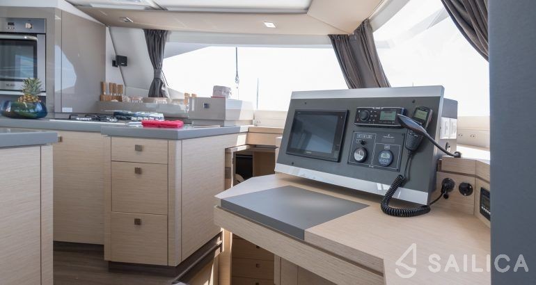 Saona 47 - Yacht Charter Sailica