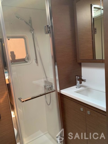 Lagoon 52F - Yacht Charter Sailica