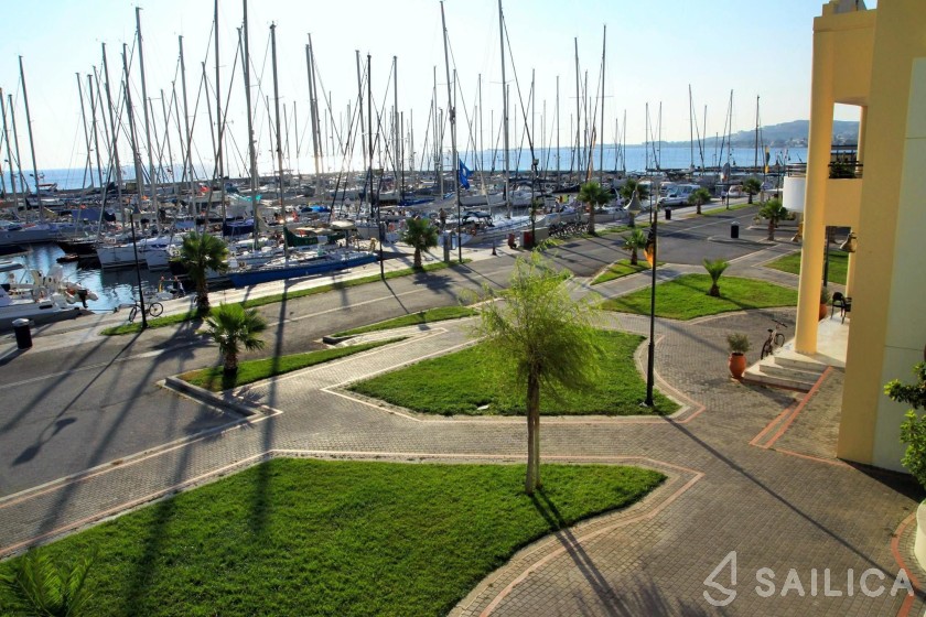 Dufour 460 GL - Yacht Charter Sailica