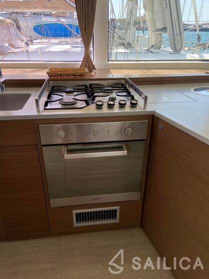 Lagoon 52F - Yacht Charter Sailica