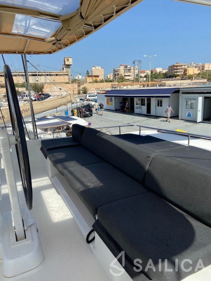 Lagoon 52F - Yacht Charter Sailica