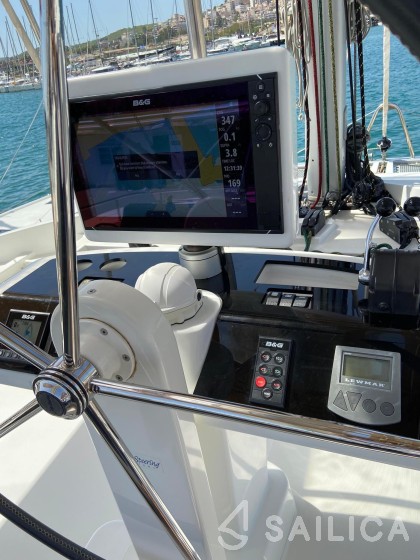 Lagoon 52F - Yacht Charter Sailica