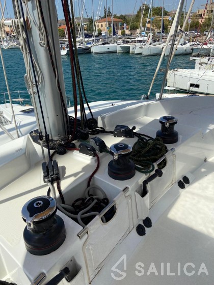 Lagoon 52F - Yacht Charter Sailica