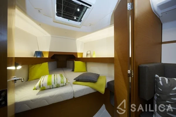 Sun Odyssey 349 - Yacht Charter Sailica