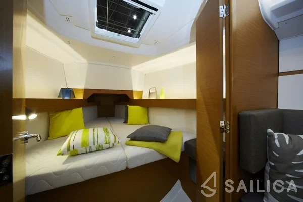 Sun Odyssey 349 - Yacht Charter Sailica