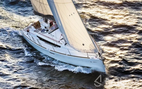 Sun Odyssey 389 - Yacht Charter Sailica