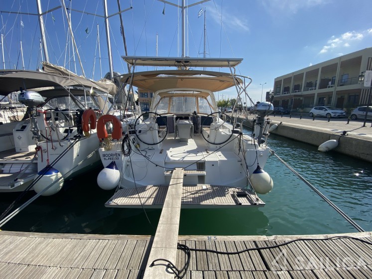 Oceanis 41.1 - Yacht Charter Sailica