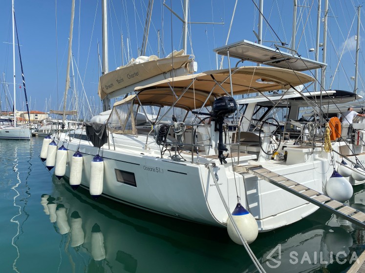 Oceanis 51.1 - Yacht Charter Sailica