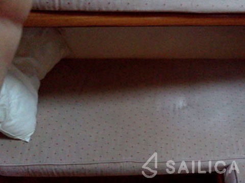 Sun Odyssey 42.2 - Yacht Charter Sailica