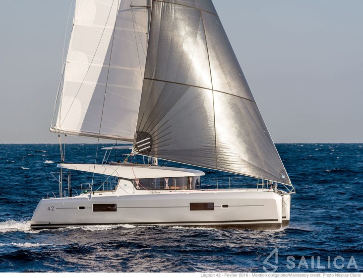 Lagoon 42 - Yacht Charter Sailica