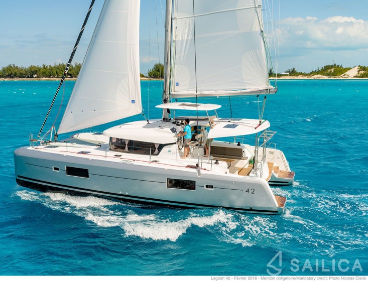 Lagoon 42 - Yacht Charter Sailica