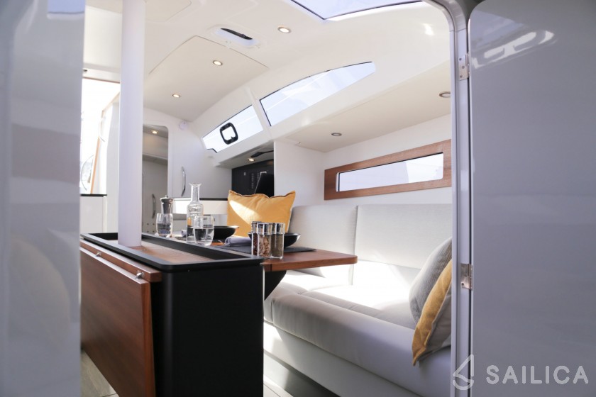 RM 1070 - Yacht Charter Sailica