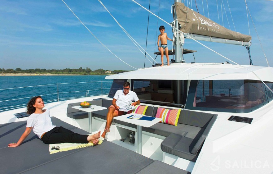 Bali 4.5 - Yacht Charter Sailica