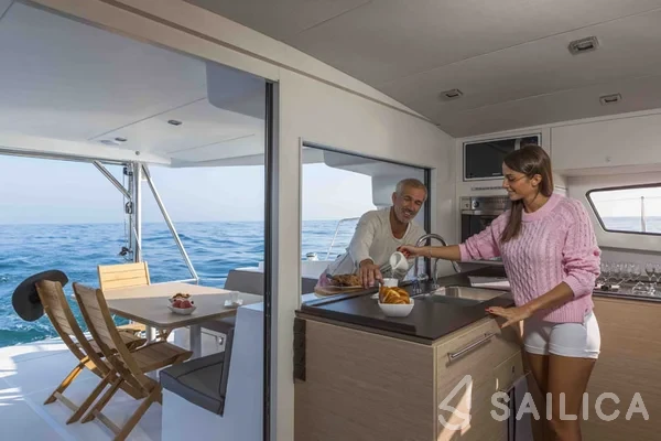 Bali 4.5 - Yacht Charter Sailica