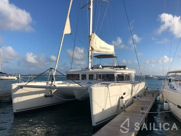 Lagoon 620 - Yacht Charter Sailica