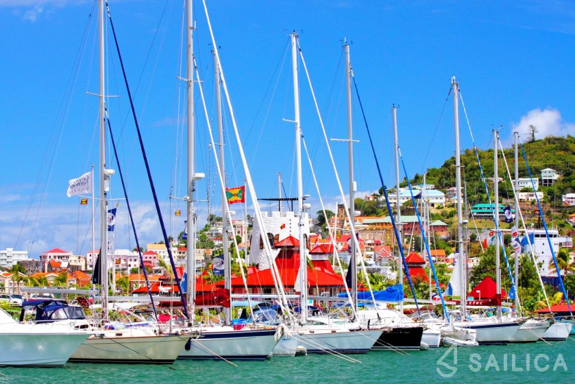 Bali 4.1 - Yacht Charter Sailica