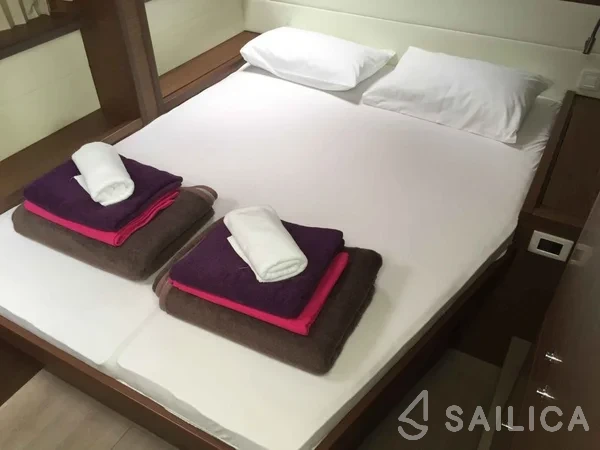 Lagoon 52F - Yacht Charter Sailica