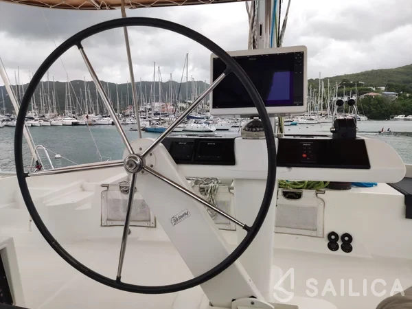 Lagoon 52F - Yacht Charter Sailica