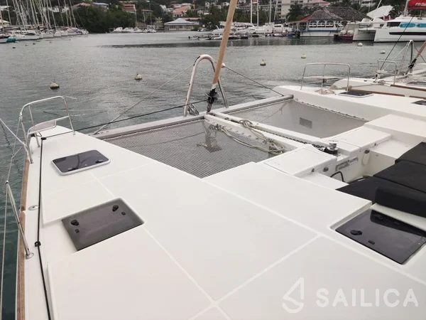 Lagoon 52F - Yacht Charter Sailica