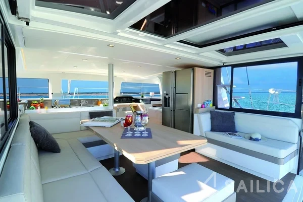 Bali 4.3 - Yacht Charter Sailica