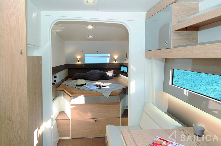 Bali 4.3 - Yacht Charter Sailica