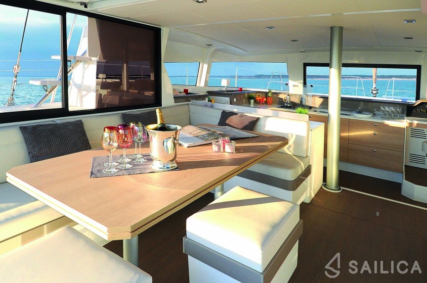 Bali 4.3 - Yacht Charter Sailica