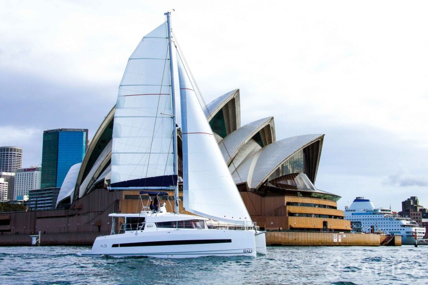 Bali 4.3 - Yacht Charter Sailica