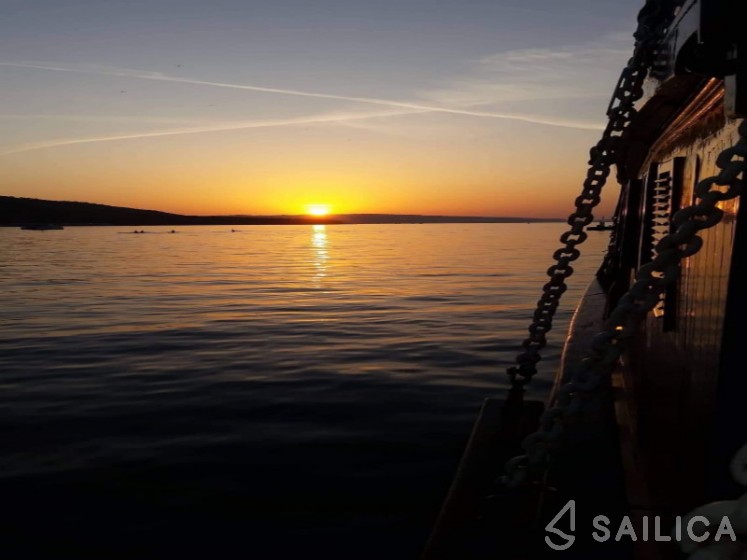 Gulet - Yacht Charter Sailica