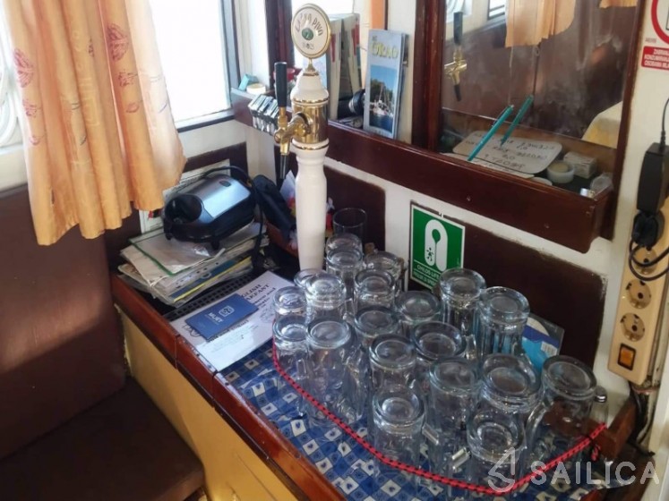 Gulet - Yacht Charter Sailica