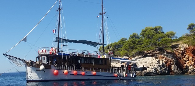 Gulet - Yacht Charter Sailica