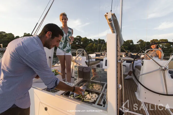 Dufour 460 GL - Yacht Charter Sailica