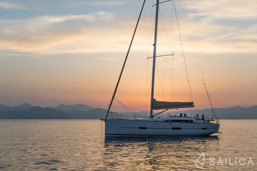 Dufour 460 GL - Yacht Charter Sailica