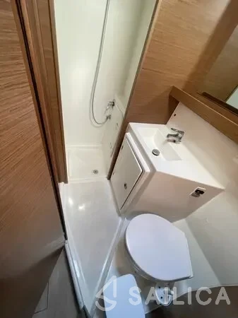 Lagoon 42 - Yacht Charter Sailica