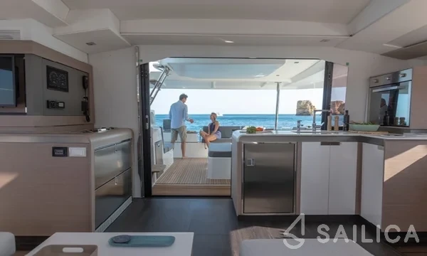 Elba 45 - Yacht Charter Sailica