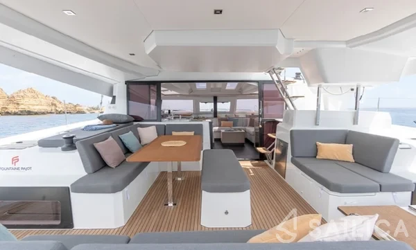 Elba 45 - Yacht Charter Sailica