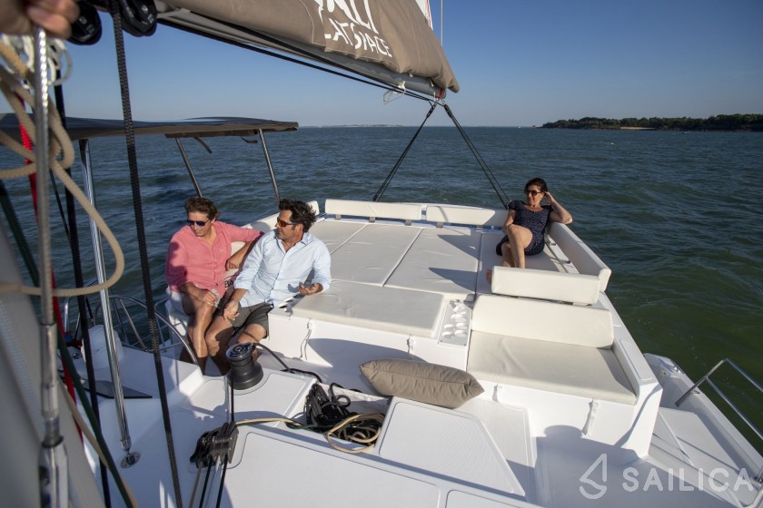 Bali Catspace - Yacht Charter Sailica
