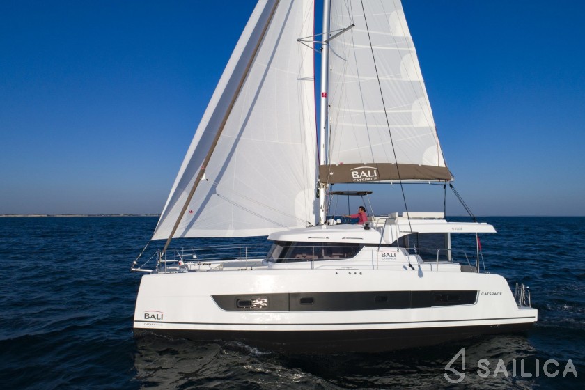 Bali Catspace - Yacht Charter Sailica