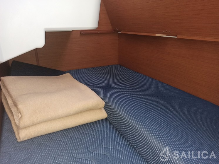 Sun Loft 47 - Yacht Charter Sailica
