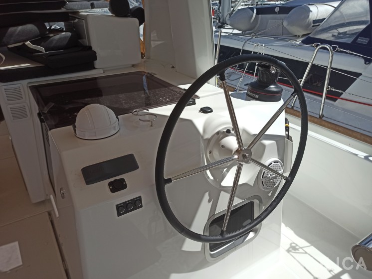 Sun Loft 47 - Yacht Charter Sailica