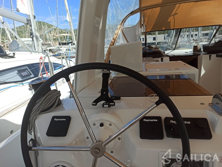 Sun Loft 47 - Yacht Charter Sailica