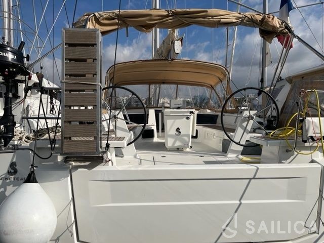 Oceanis 51.1 - Yacht Charter Sailica