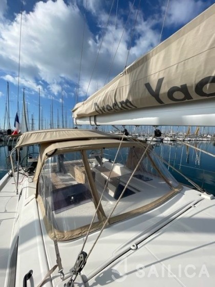 Dufour 530 - Yacht Charter Sailica